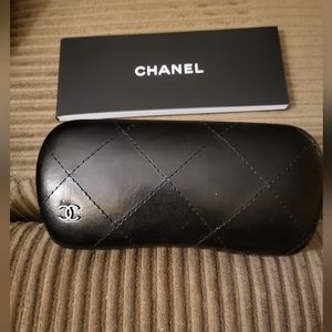 Chanel sunglases case